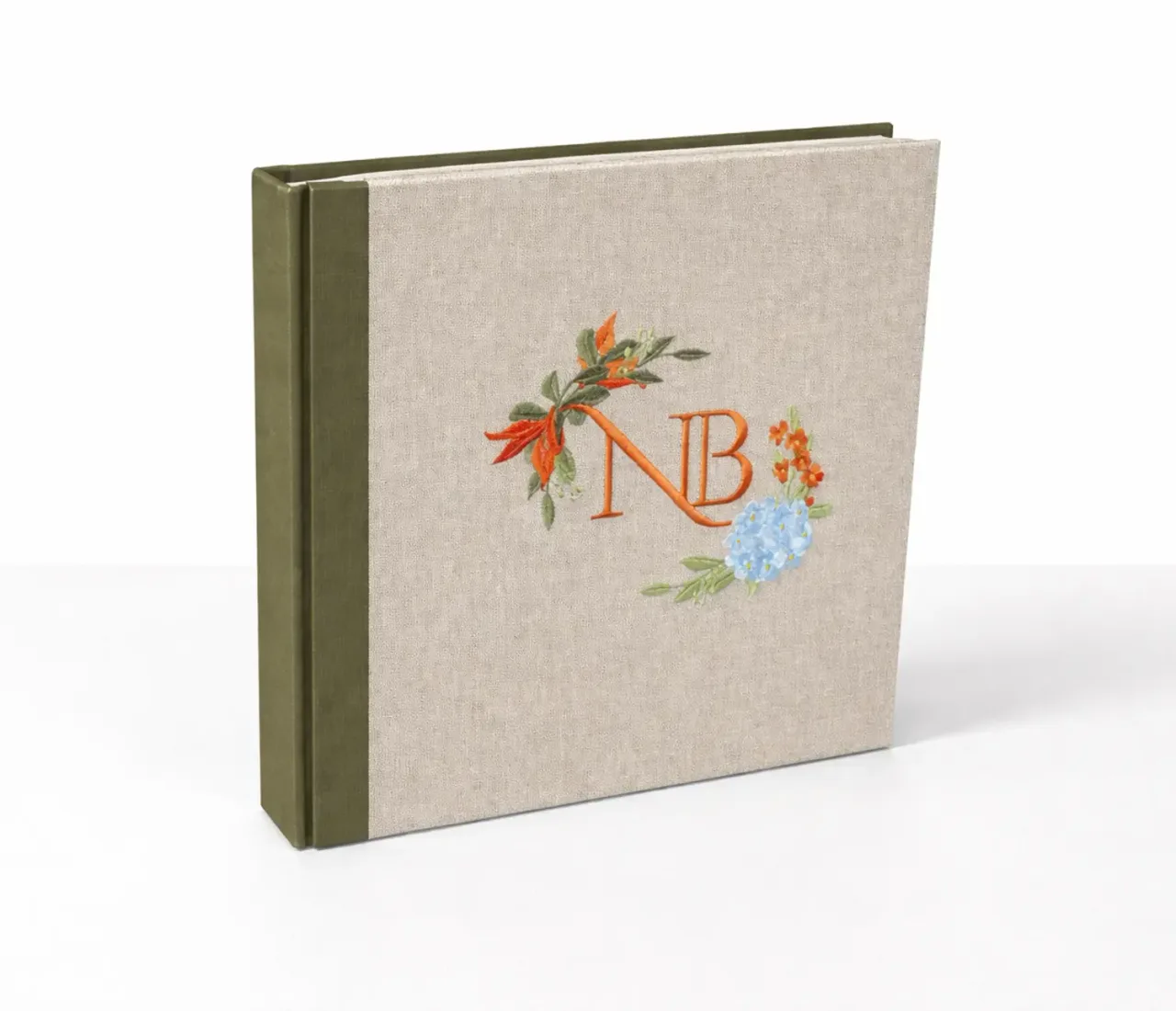 Álbum Requinte com capa bordada
